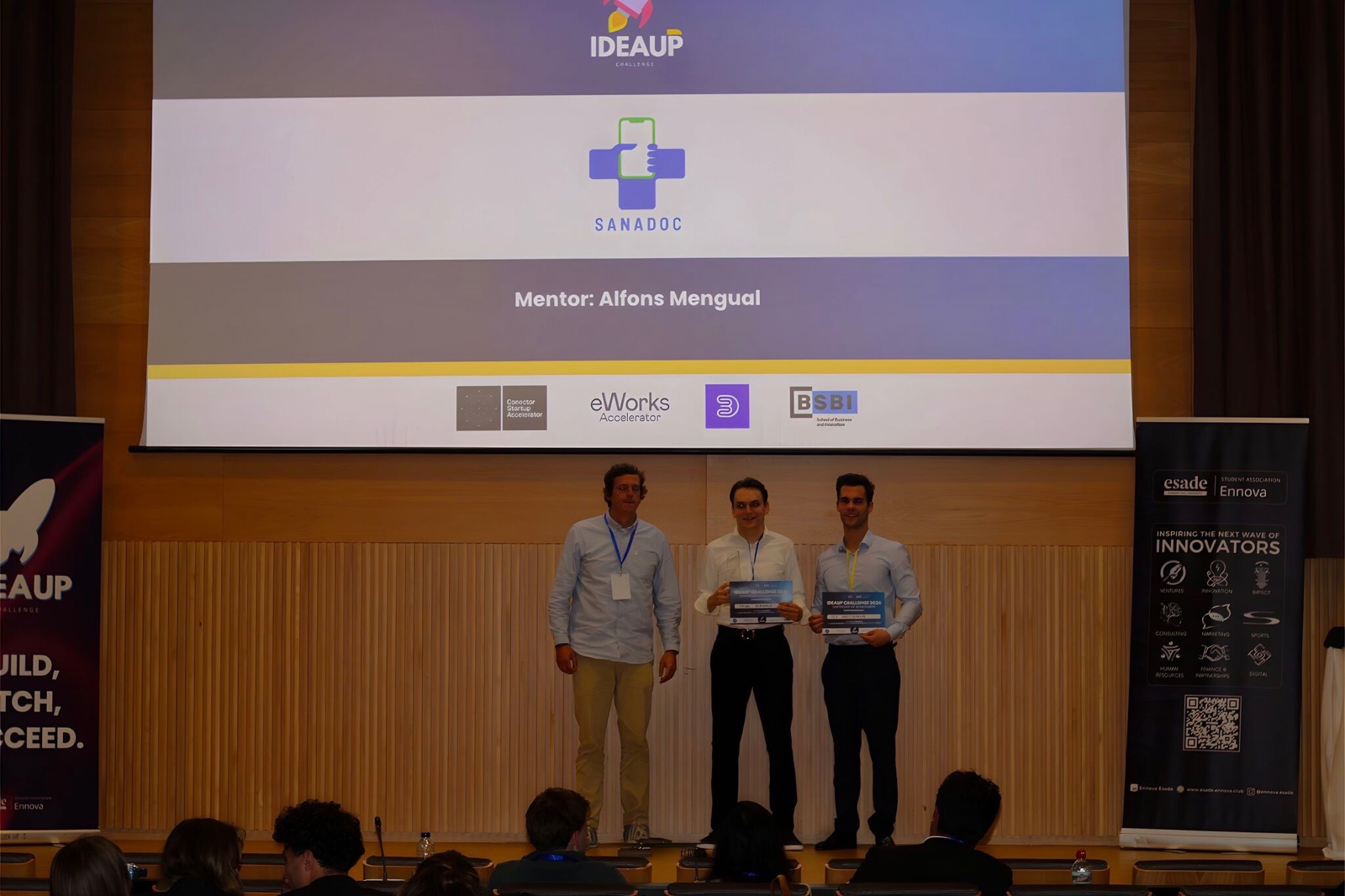 Das Sanadoc-Team bei der IDEAUP-Preisverleihung